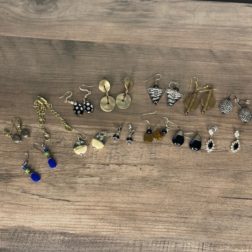 Lot of multiple‎ earrings jewelry